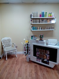 DeVine Hair Studio 1067256 Image 7